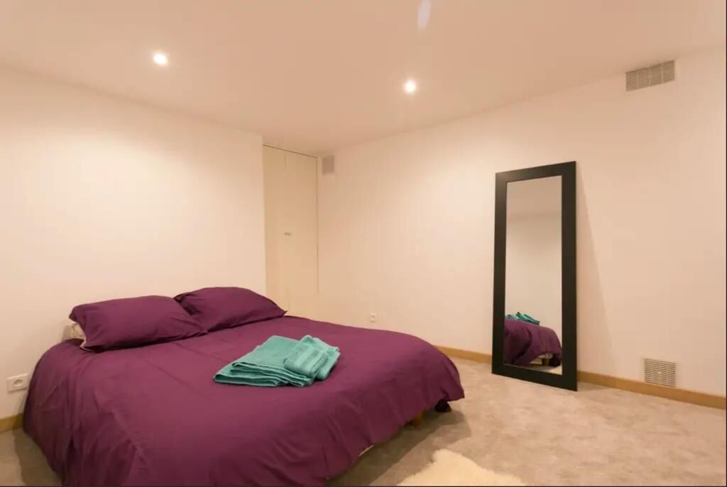 Photo of Bedroom in Val-de-Grace