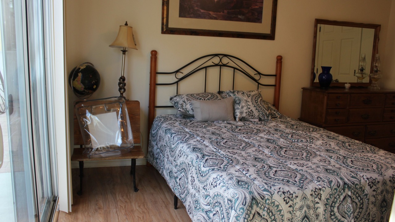 Photo of Bedroom in Rancho Catalina