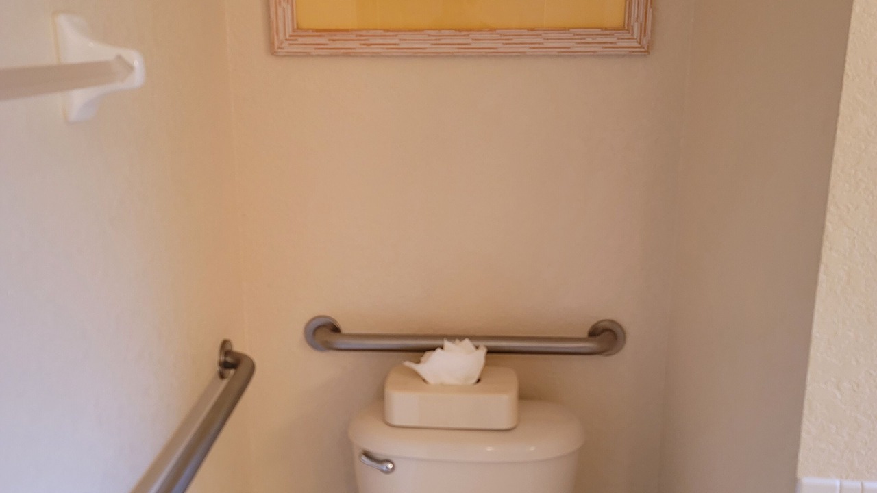 Photo of Bathroom in Bahama Bay