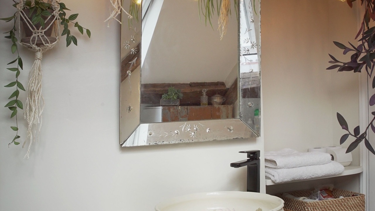 Photo of Bathroom in Quartier de la Roquette