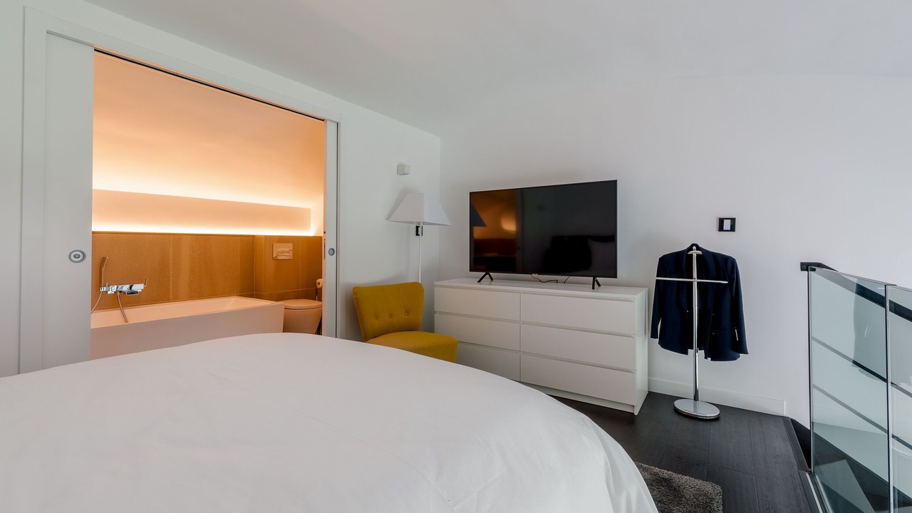 Photo of Bedroom in 15th Arrondissement