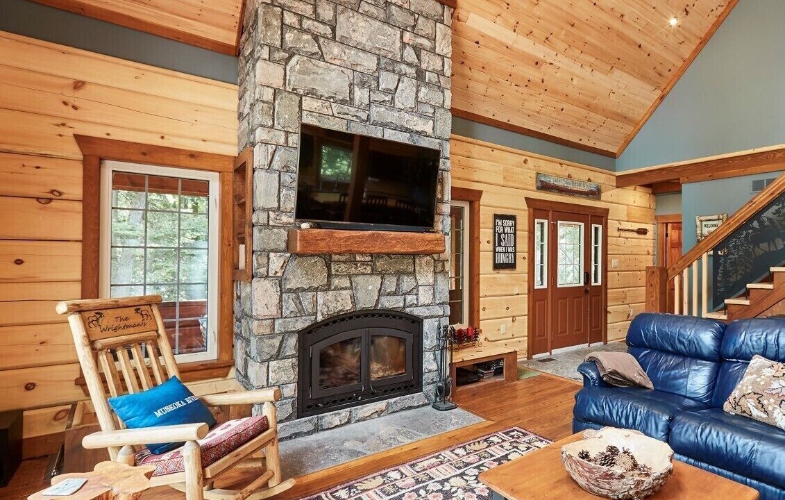 Photo of Livingroom in Huntsville