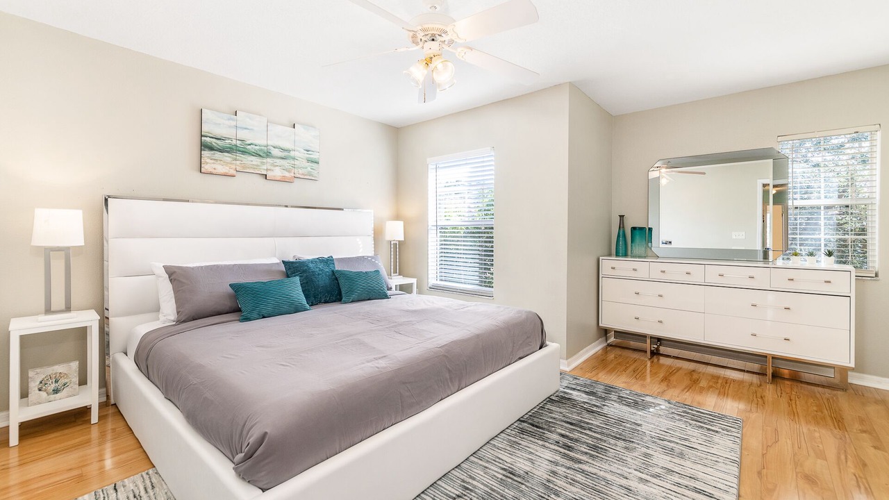 Photo of Bedroom in Crestwynd Bay