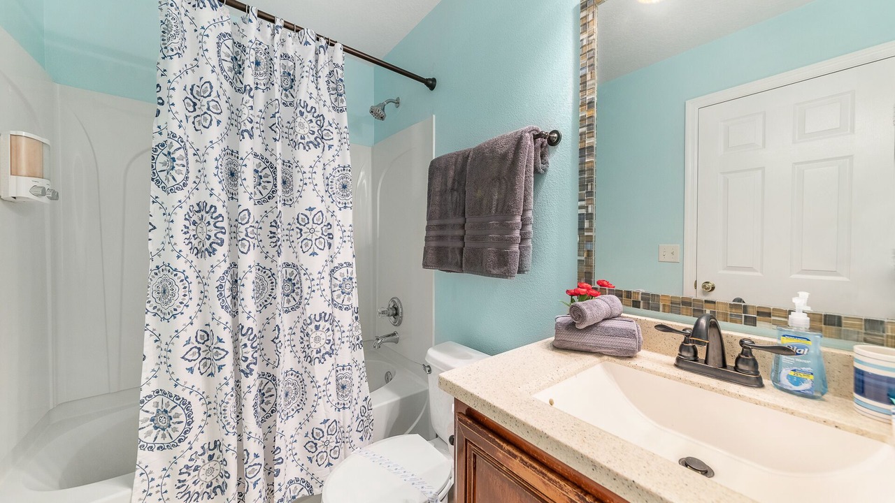 Photo of Bathroom in Crestwynd Bay
