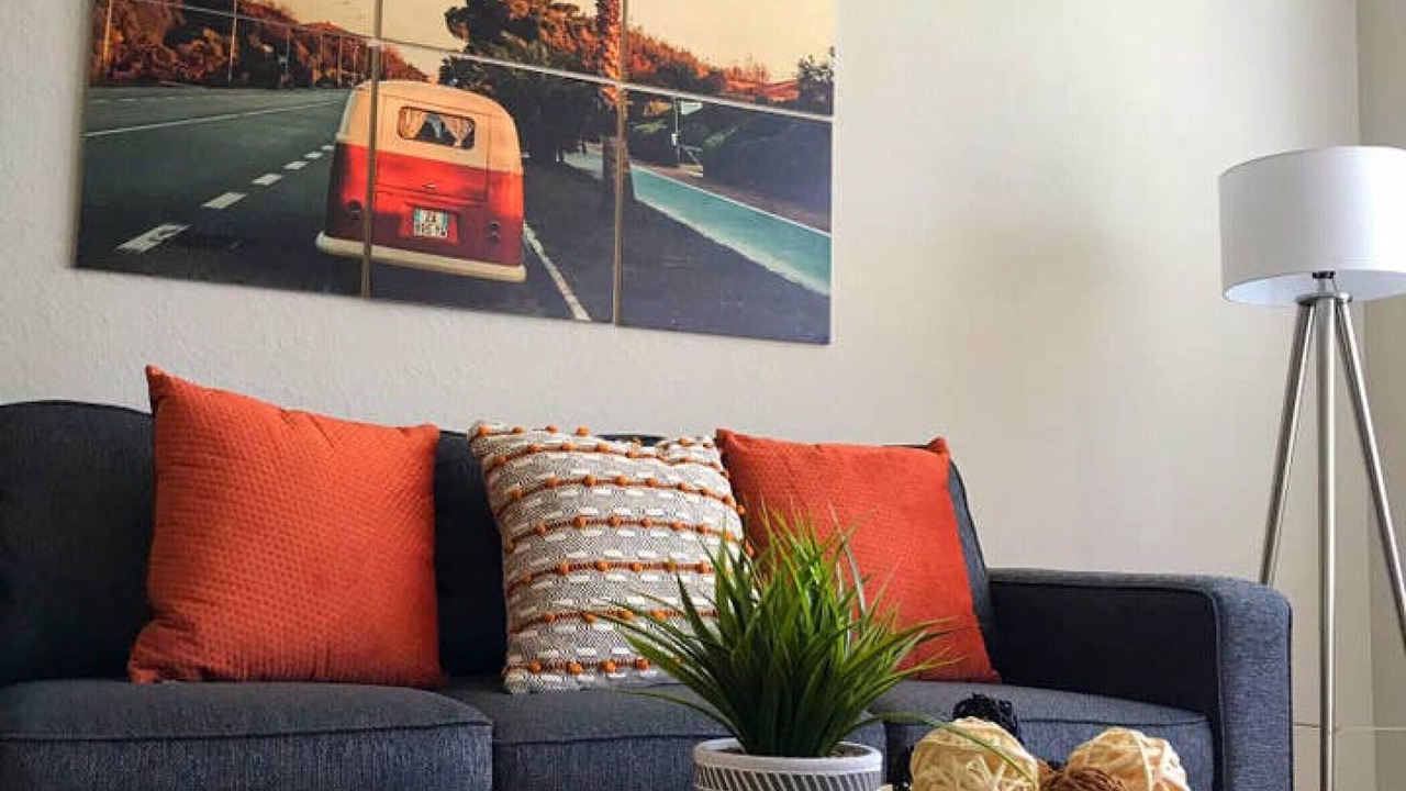 Photo of Livingroom in Carver City - Lincoln Gardens