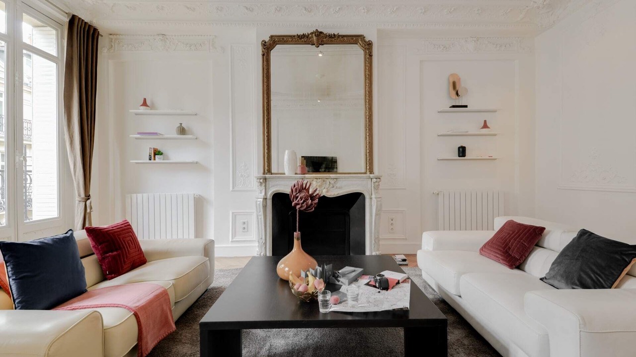 Photo of Livingroom in Champs-Elysees