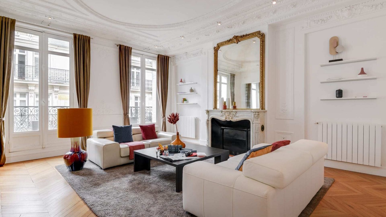 Photo of Livingroom in Champs-Elysees