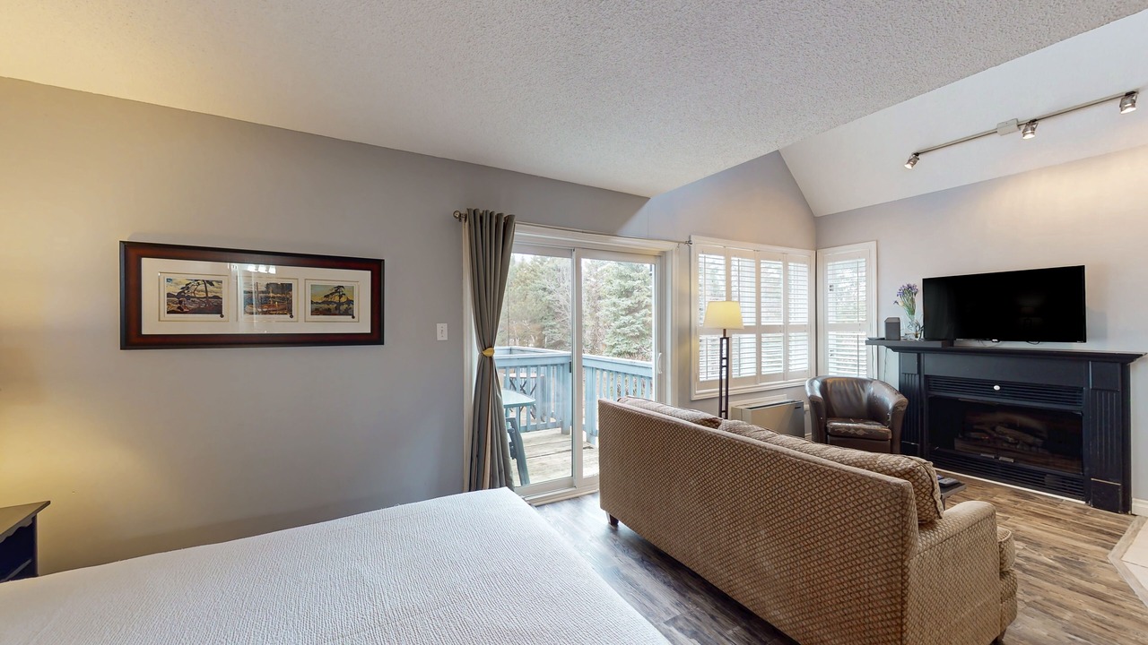 Photo of Bedroom in Craigleith