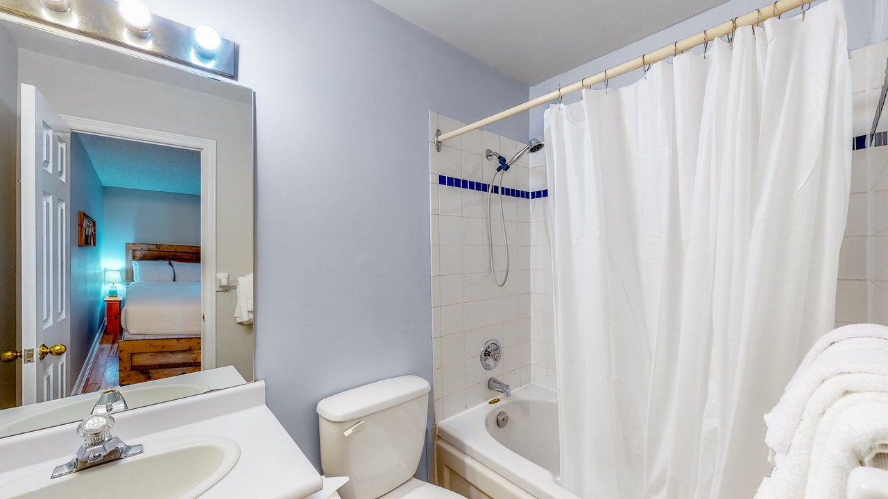 Photo of Bathroom in Craigleith