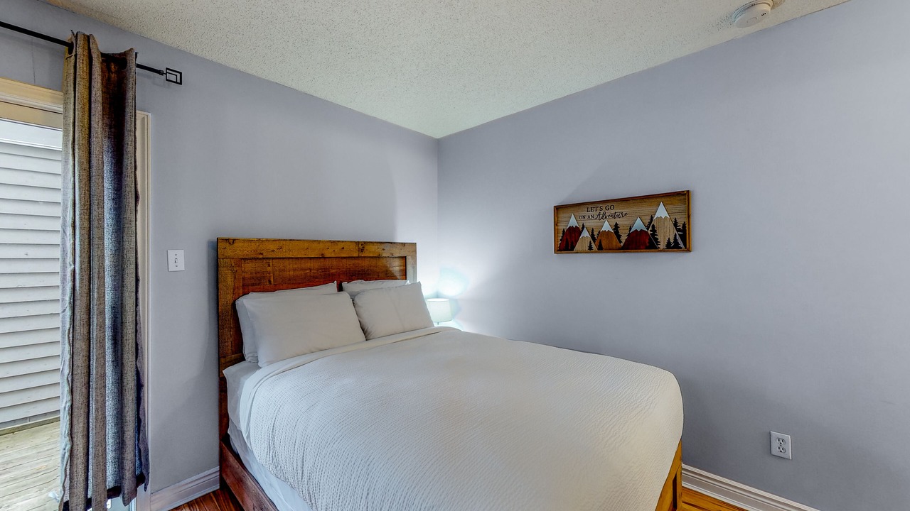 Photo of Bedroom in Craigleith