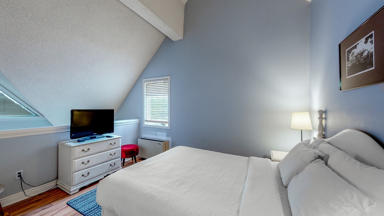 Photo of Bedroom in Craigleith