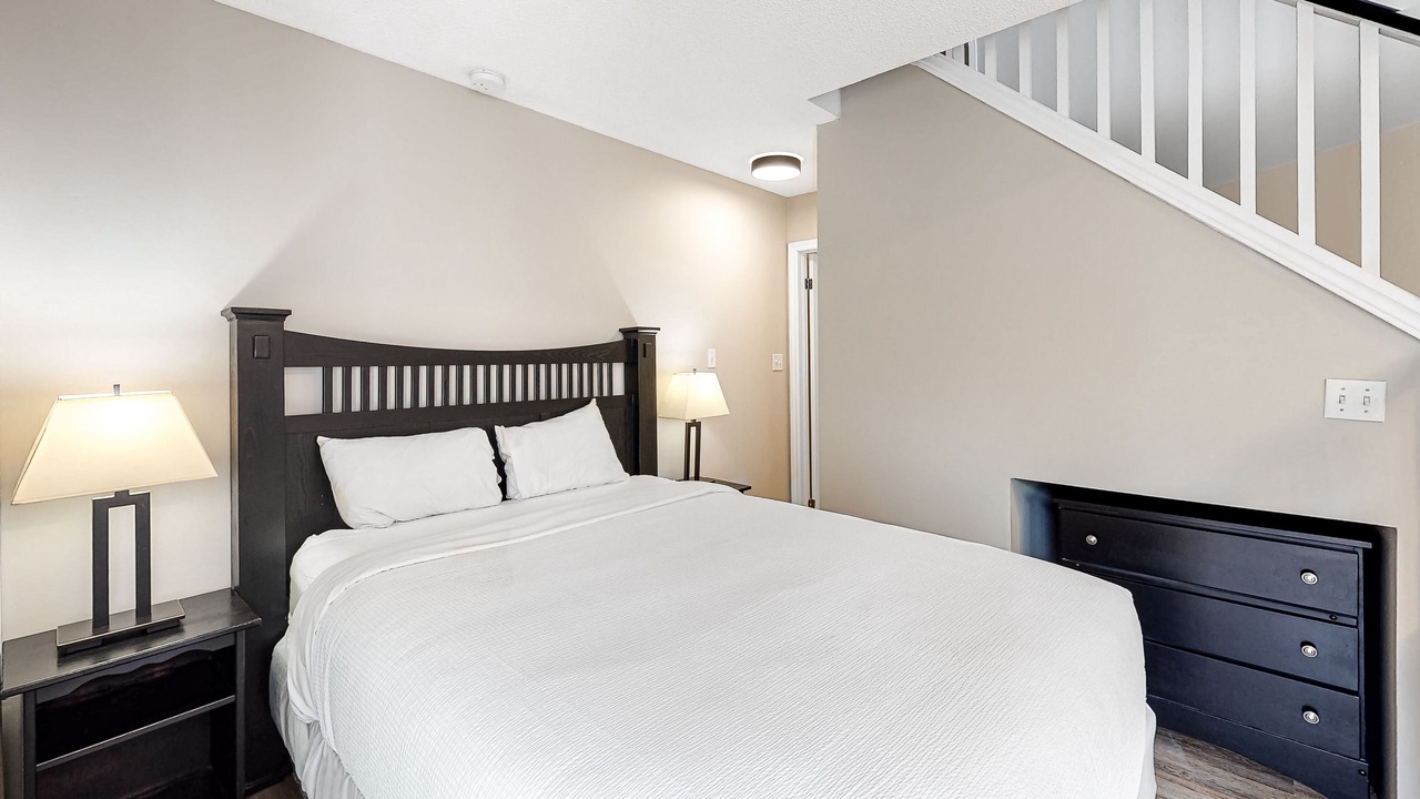 Photo of Bedroom in Craigleith
