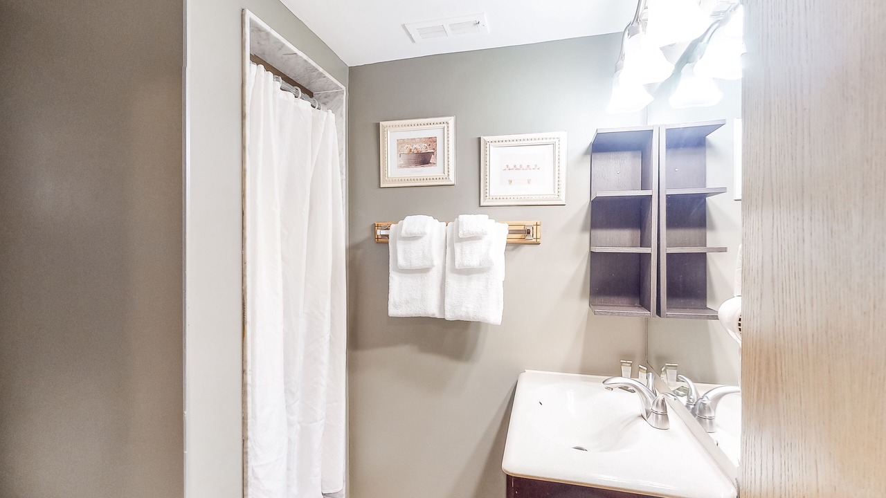 Photo of Bathroom in The Blue Mountains