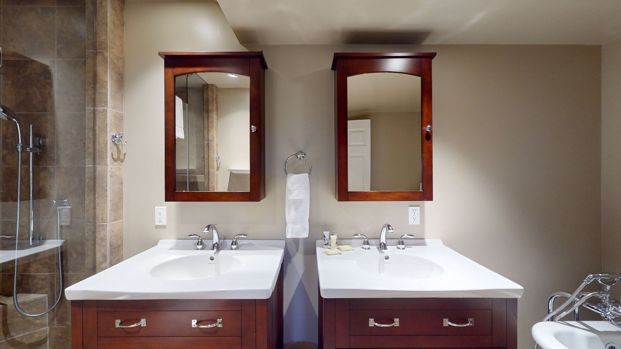 Photo of Bathroom in The Blue Mountains