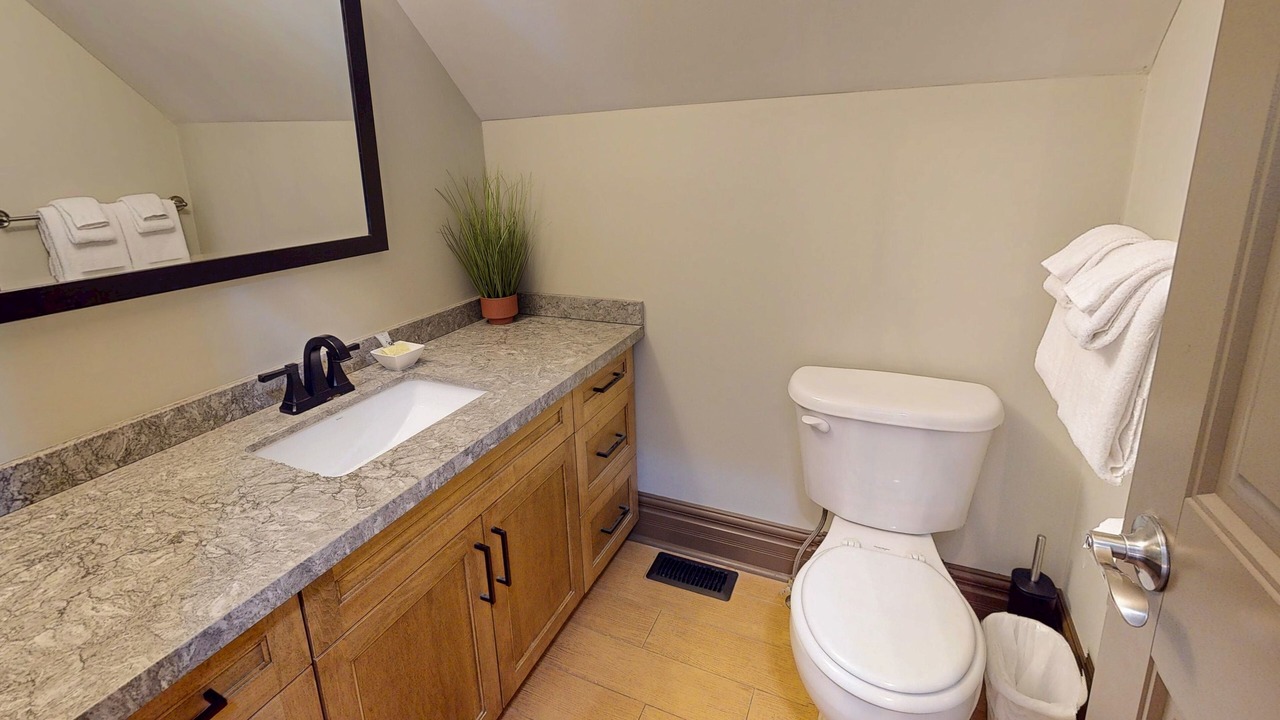 Photo of Bathroom in The Blue Mountains