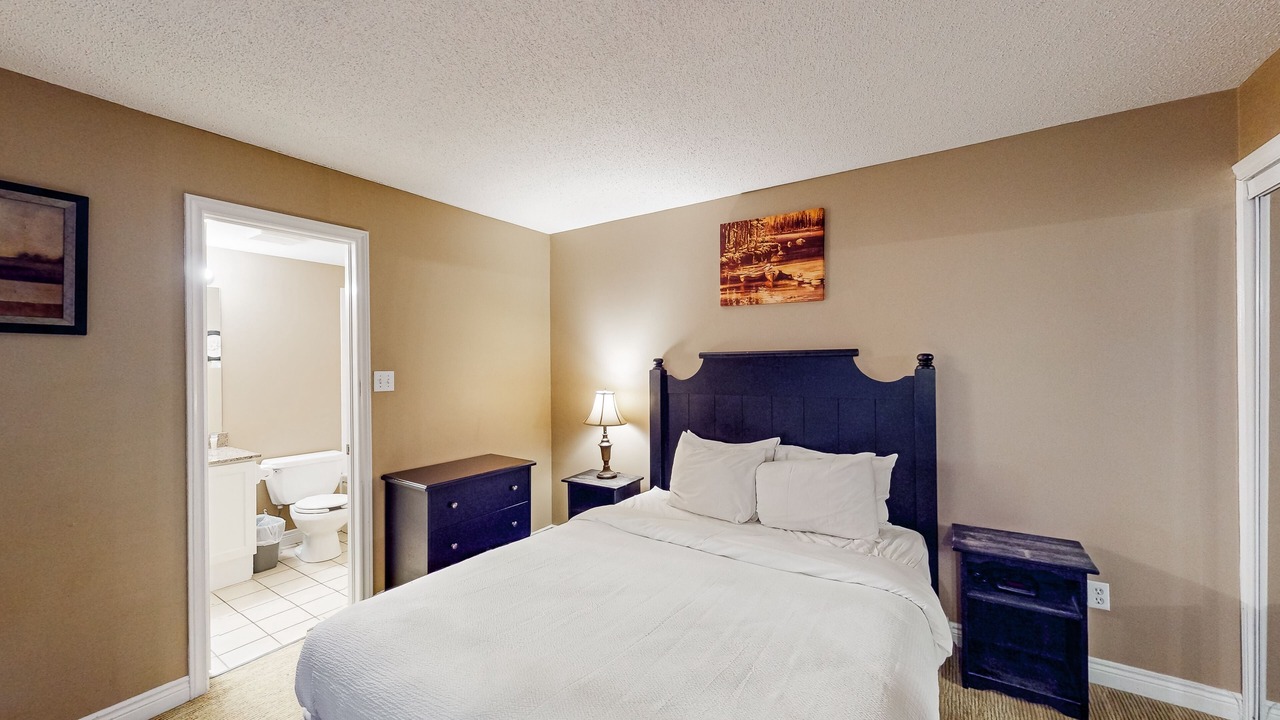 Photo of Bedroom in Craigleith