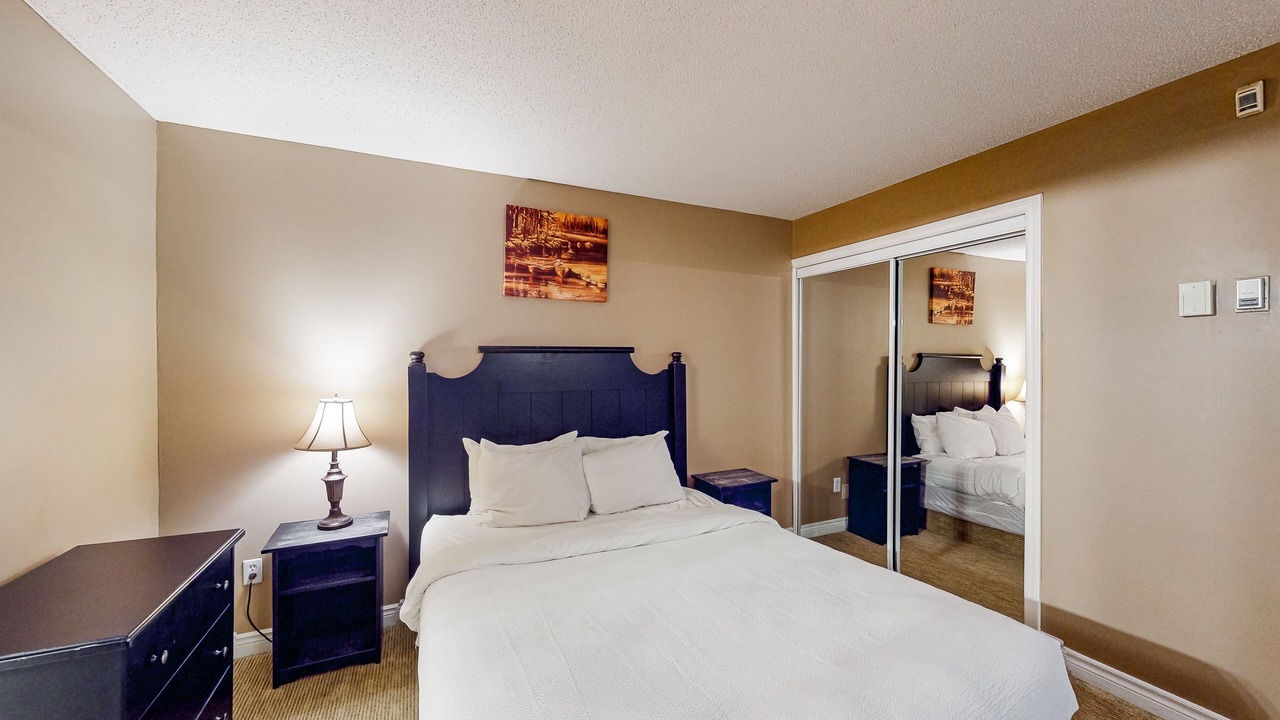 Photo of Bedroom in Craigleith