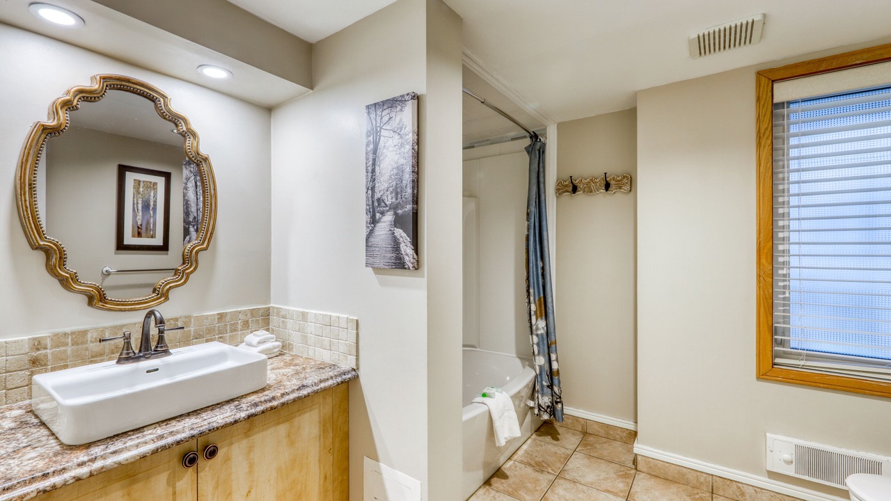 Photo of Bathroom in The Blue Mountains