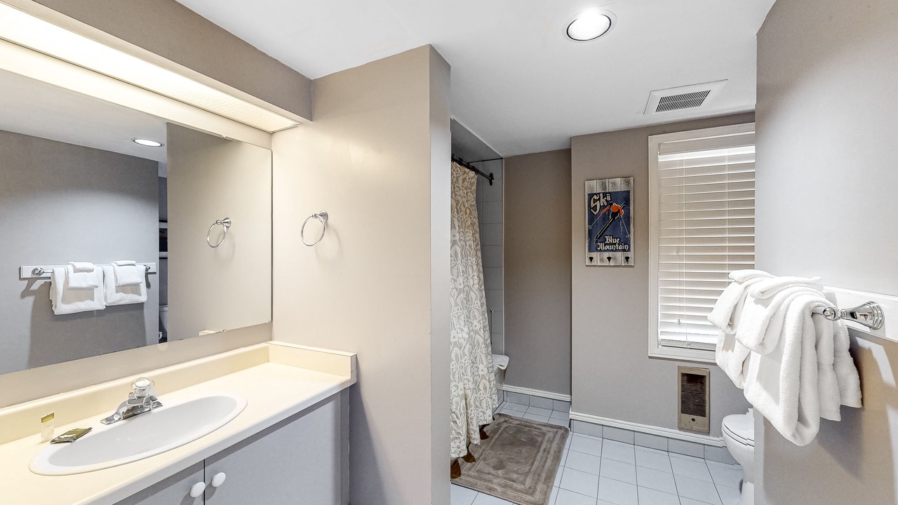 Photo of Bathroom in The Blue Mountains