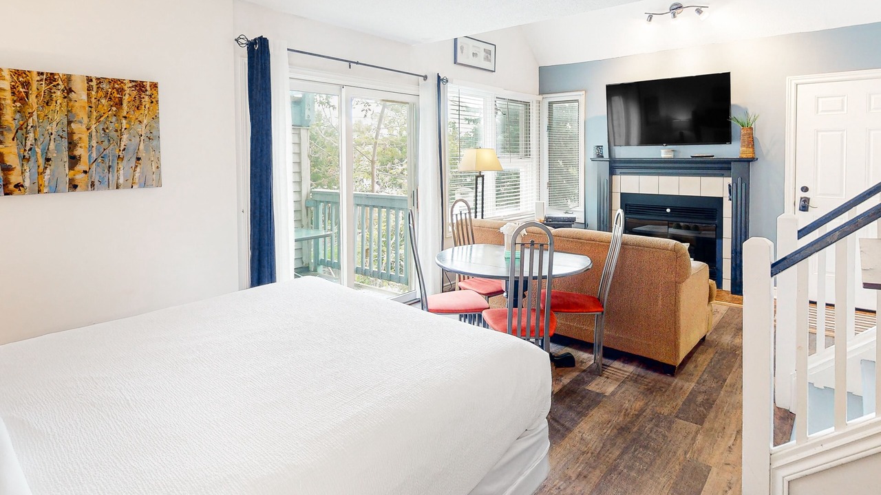 Photo of Bedroom in Craigleith
