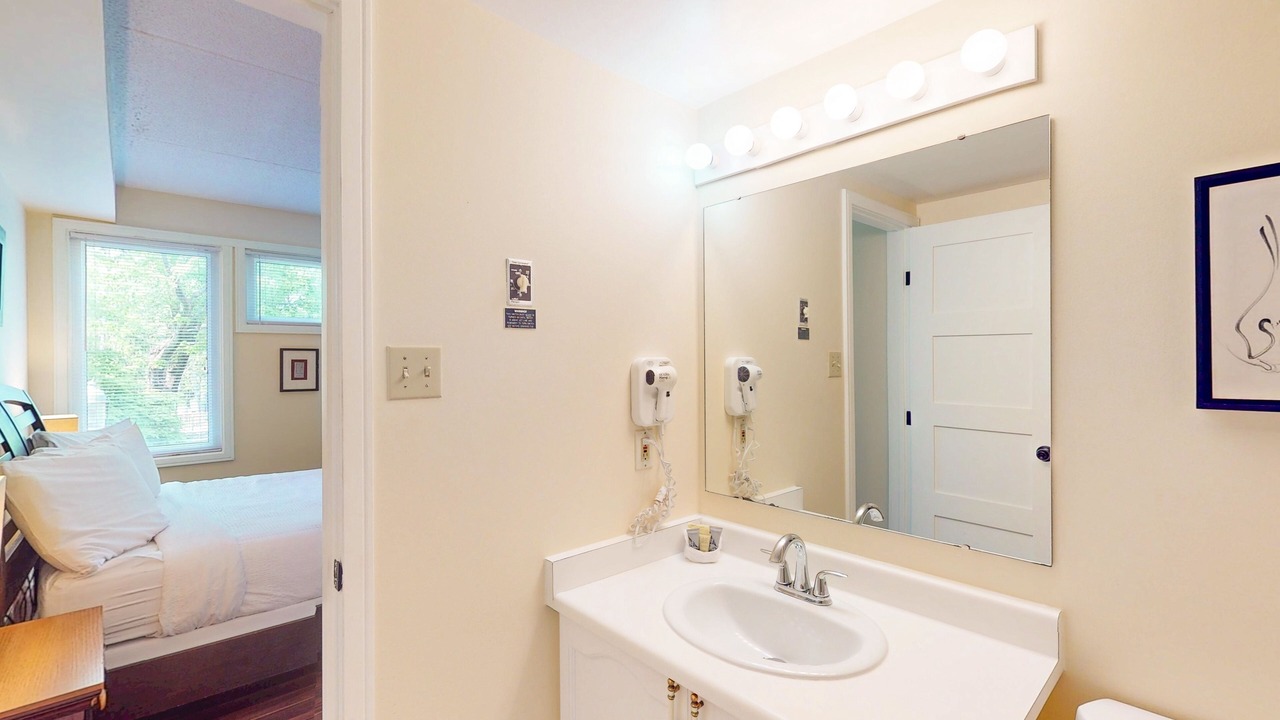Photo of Bathroom in The Blue Mountains