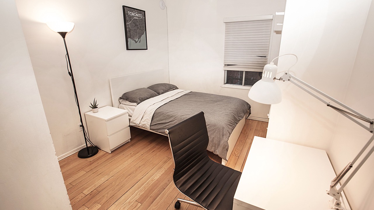 Photo of Bedroom in Cabbagetown South