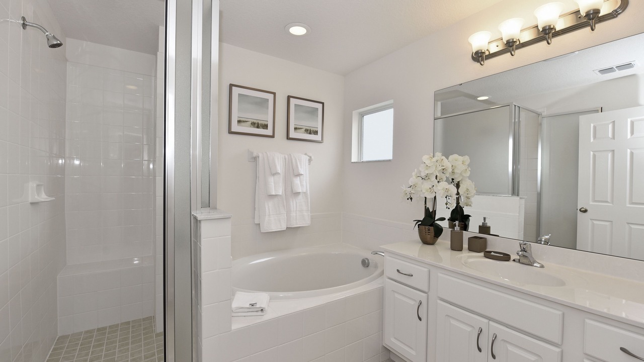 Photo of Bathroom in Watersong