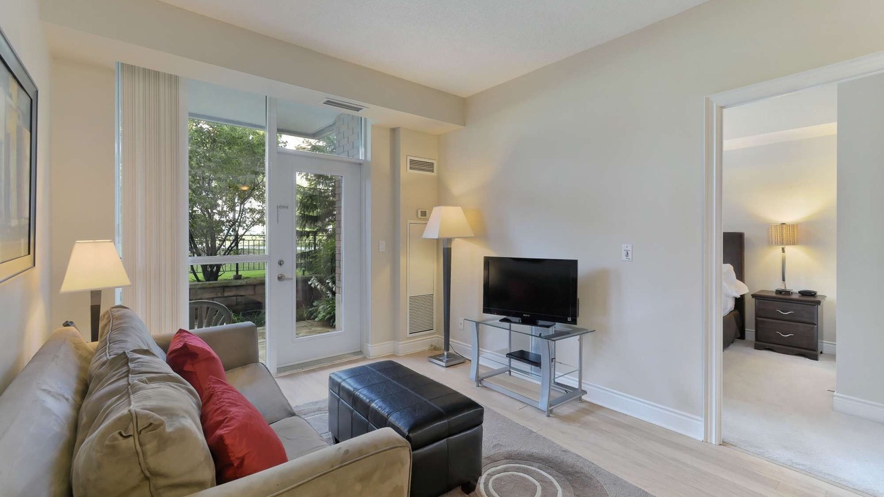 Photo of Livingroom in Markham