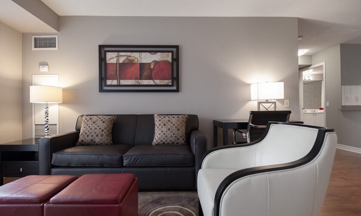 Photo of Livingroom in Hurontario