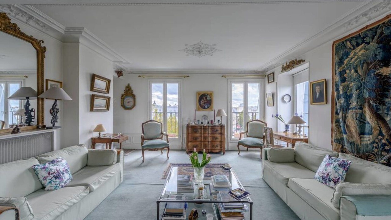 Photo of Livingroom in Notre Dame