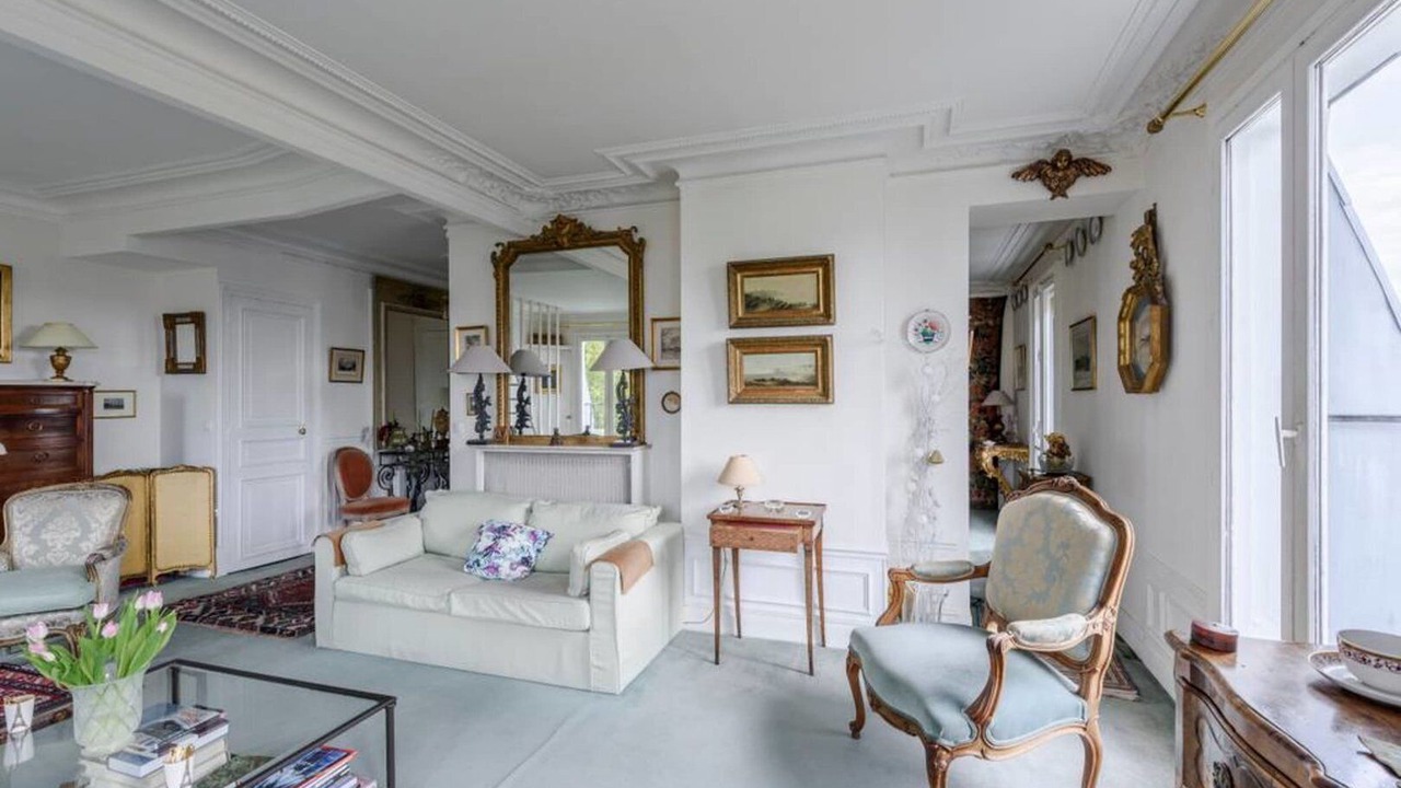 Photo of Livingroom in Notre Dame