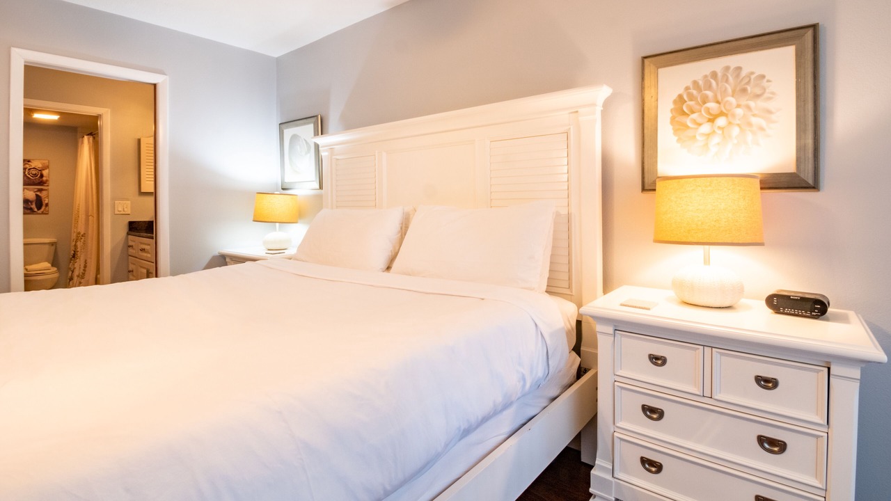 Photo of Bedroom in Bradenton Beach