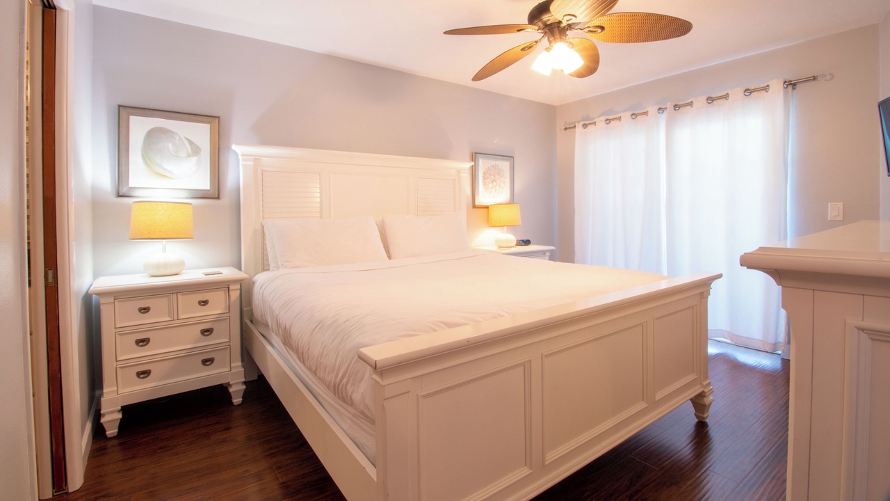 Photo of Bedroom in Bradenton Beach