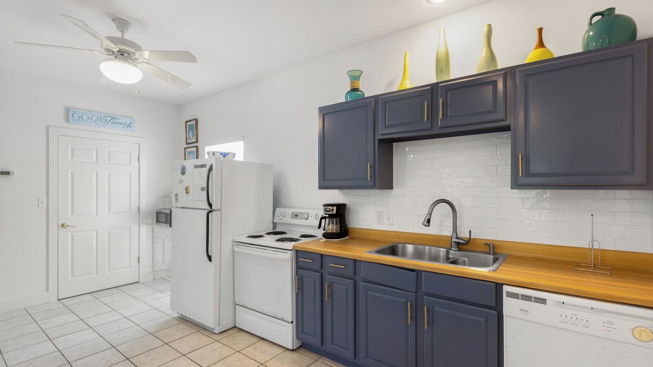 Photo of Kitchen in Village of Sugar Beach