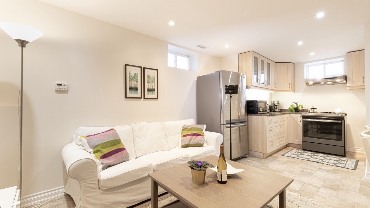 Photo of Livingroom in Richmond Hill