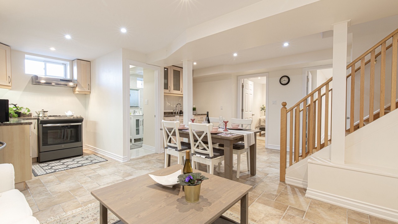 Photo of Livingroom in Richmond Hill