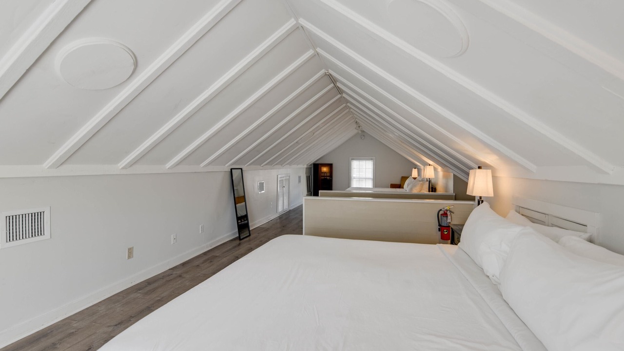 Photo of Bedroom in Downtown