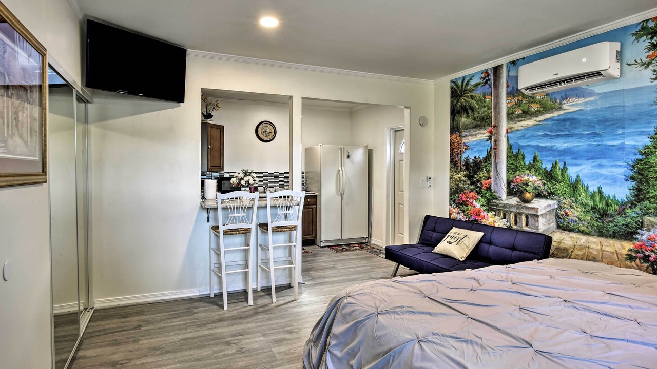 Photo of Bedroom in Pine Castle