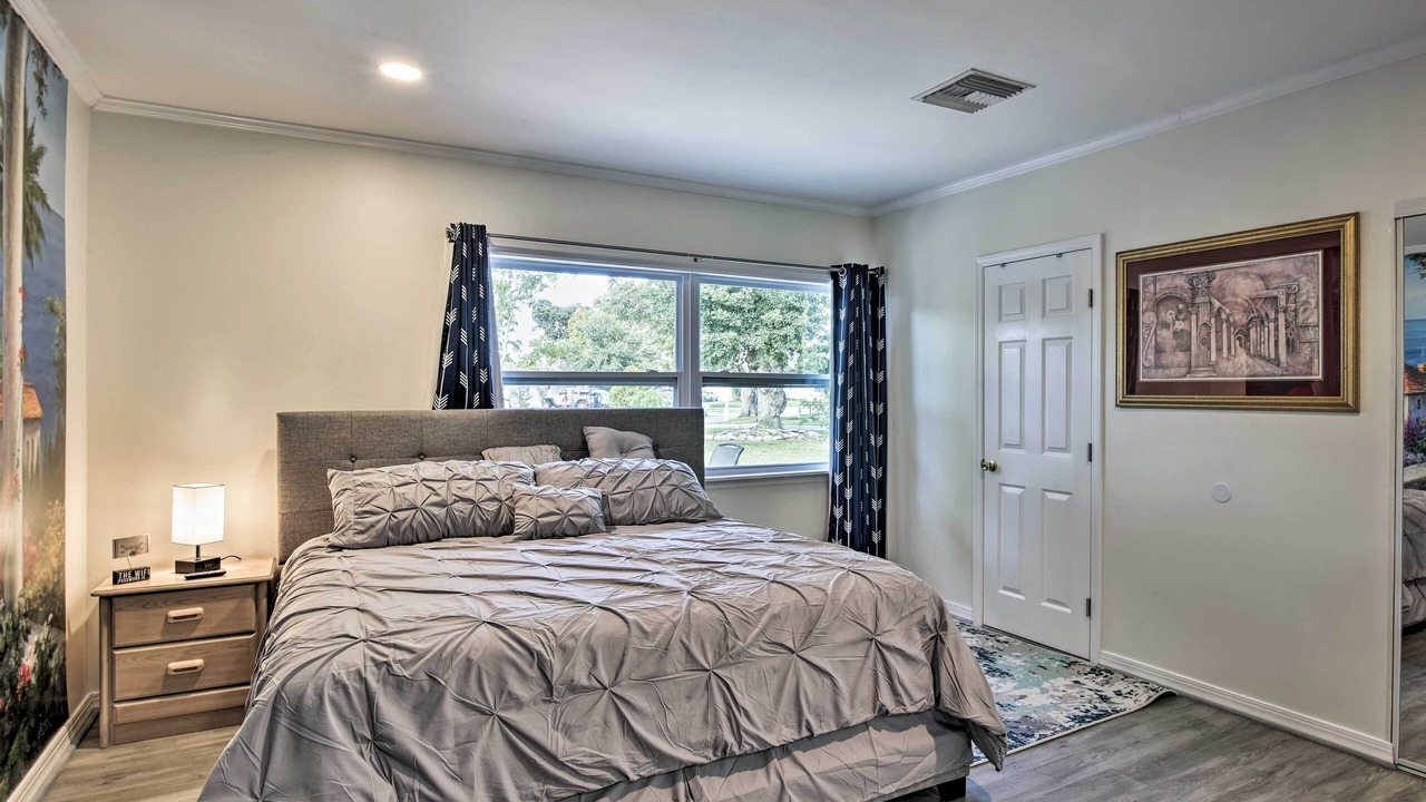 Photo of Bedroom in Pine Castle