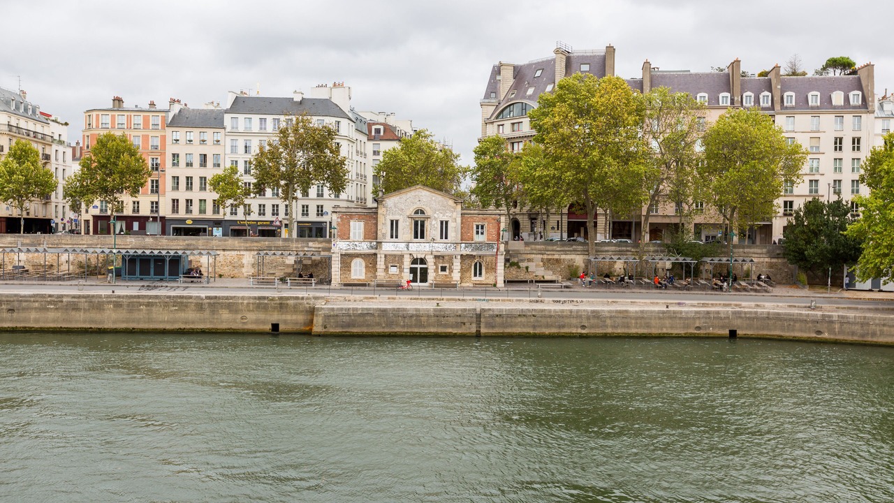Photo of Others in Les Iles