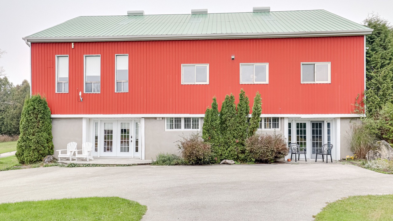 Photo of Outdoor in Grey Highlands