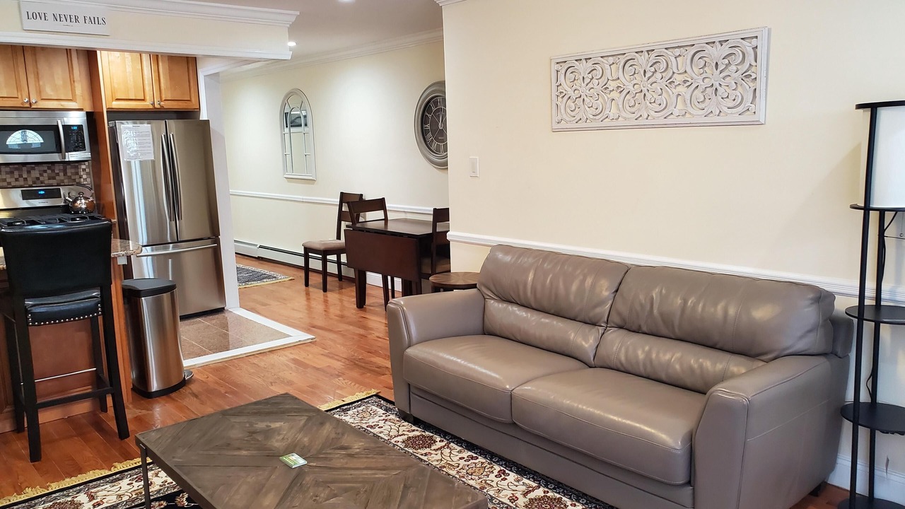 Photo of Livingroom in Queens