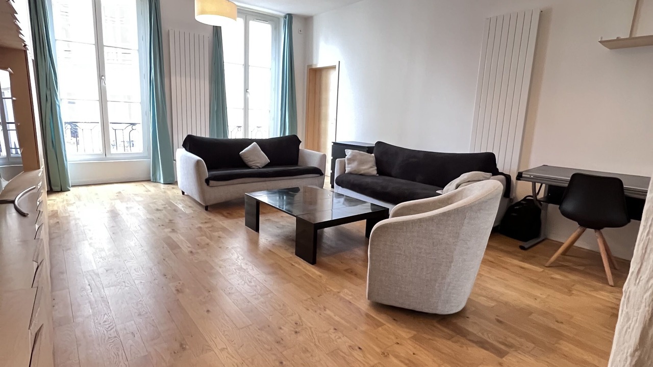 Photo of Livingroom in Archives