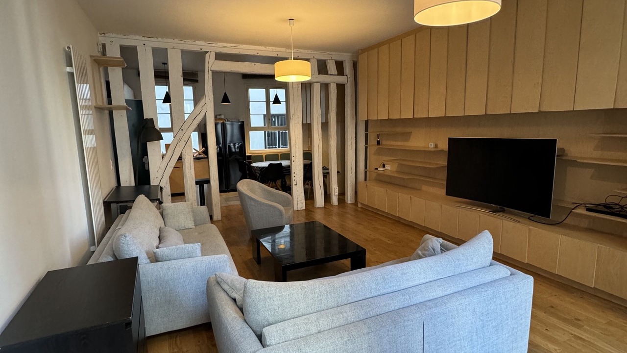 Photo of Livingroom in Archives