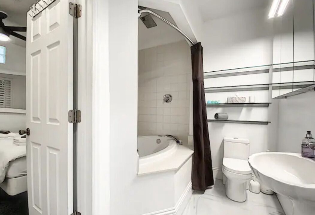 Photo of Bathroom in Port Saint Lucie