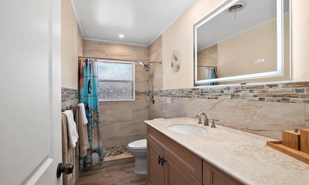 Photo of Bathroom in Sarasota Springs