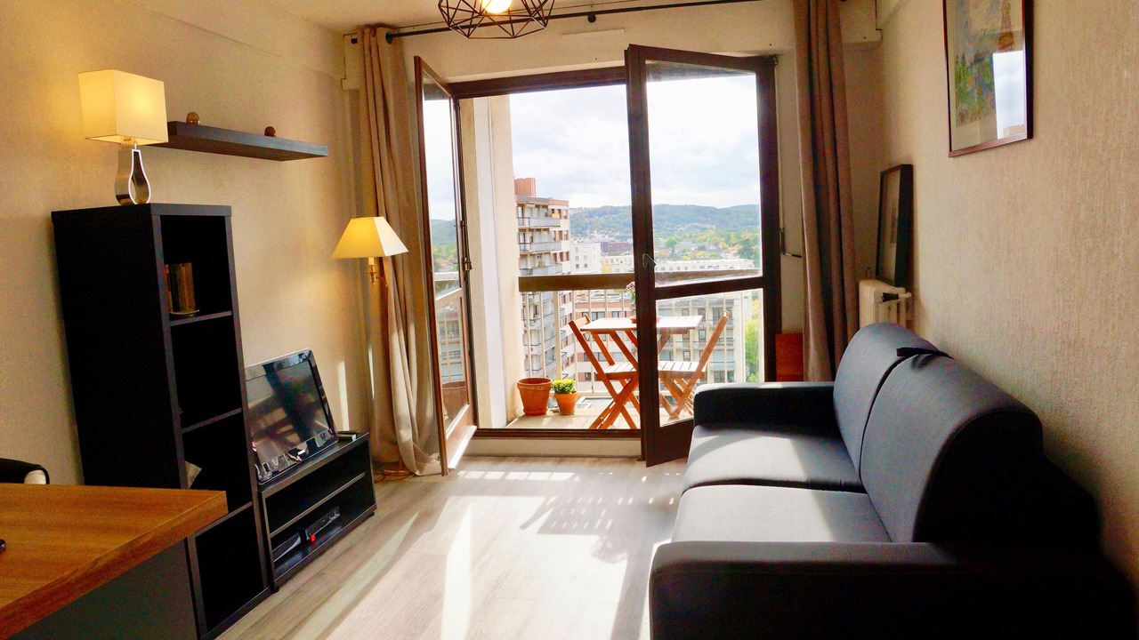 Photo of Livingroom in Rueil-Malmaison