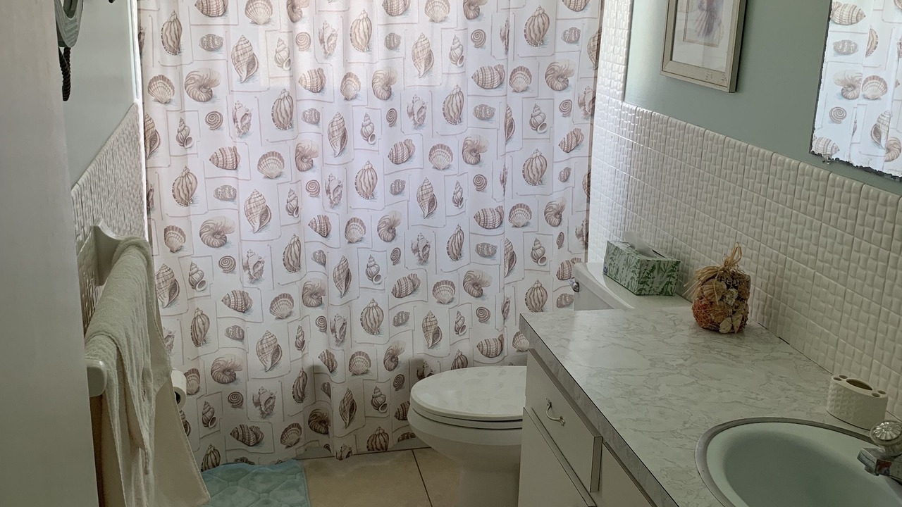Photo of Bathroom in Sylvan Shores