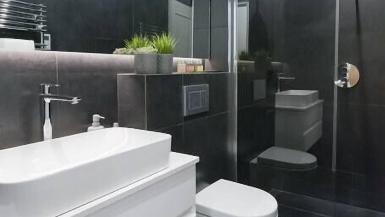 Photo of Bathroom in Porte-Saint-Martin