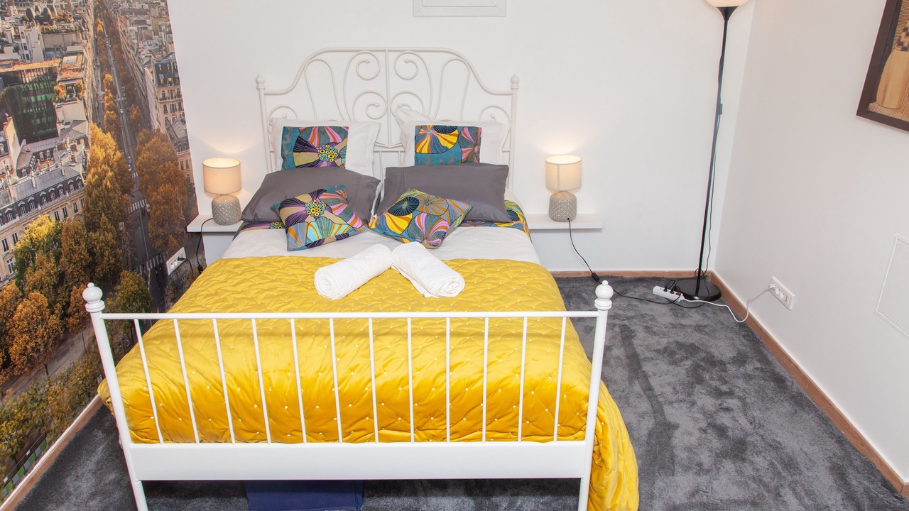 Photo of Bedroom in Quartier de la Salpetriere